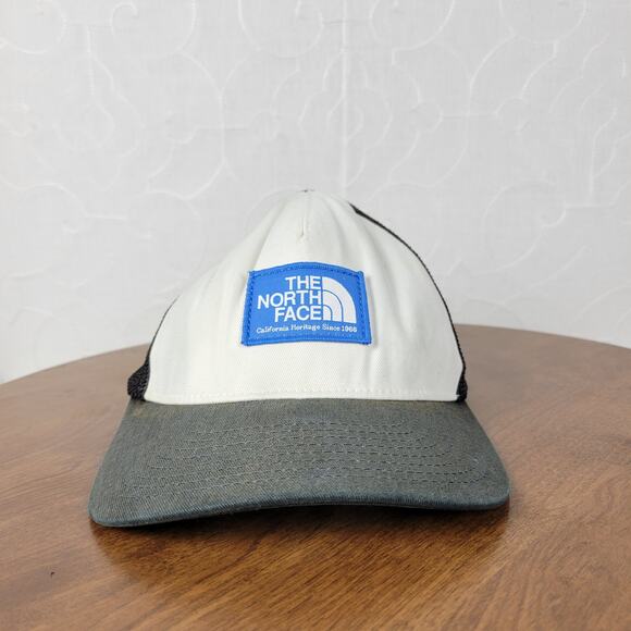 The North Face Keep It Patched Trucker Hat White Black Flexfit Tech 110 Snapback - Picture 3 of 12